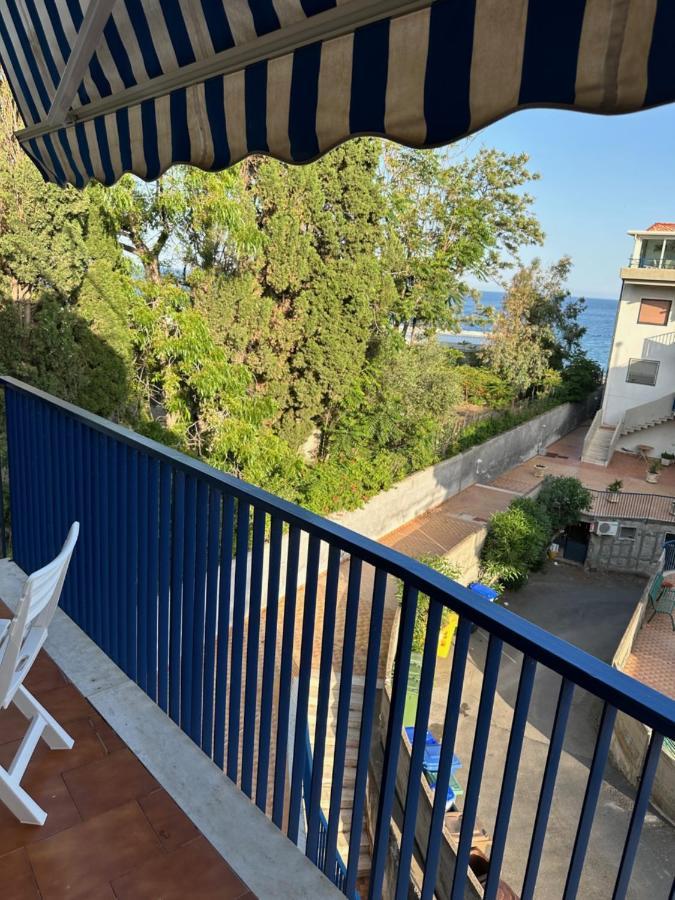 Roberto House Beach - Taormina Mare Giardini-Naxos Zewnętrze zdjęcie